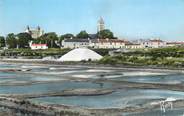 85 Vendee CPSM FRANCE 85 " Ile de Noimoutier, Vue sur le château et l'église"