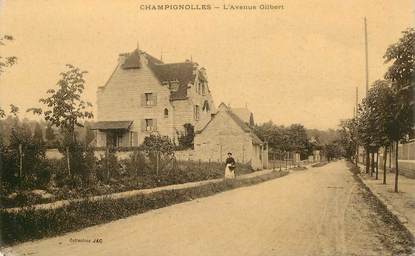 CPA FRANCE 27 "Champignolles, l'avenue Gilbert"