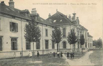 CPA FRANCE 38 " St Siméon de Bressieux, Place de l'Hôtel de Ville"