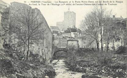 CPA FRANCE 84 " Pernes, Les remparts et la Porte Notre Dame sur les bords de la Nesque"