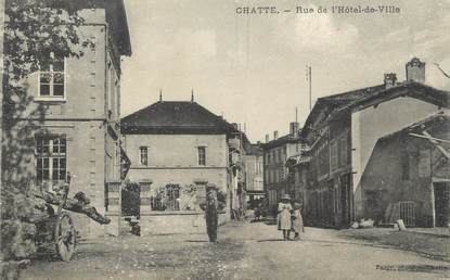 CPA FRANCE 38 " Chatte, Rue de l'Hôtel de Ville"