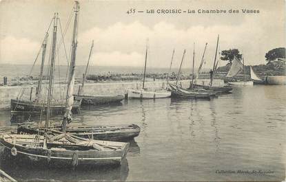 CPA FRANCE 44 " Le Croisic, La Chambre des Vases"