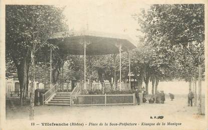 CPA FRANCE 69 " Villefranche sur Saône, Place de la Sous Préfecture, Kiosque de la musique"