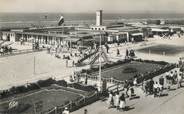 14 Calvado CPSM FRANCE 14 "Trouville, Vue générale de la plage et la promenade"