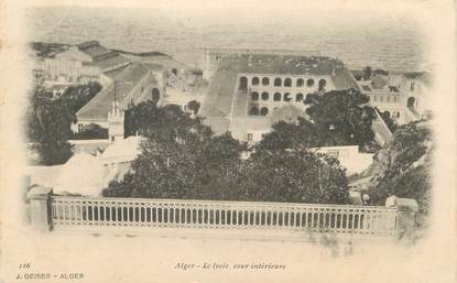 CPA ALGERIE "Alger, La cour intérieure du Lycée" / GEISER