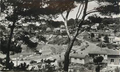 CPSM FRANCE 83 " Sanary sur Mer, Port Issol, la plage"