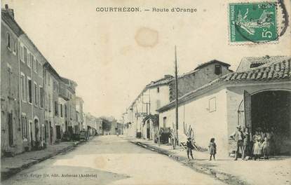 CPA FRANCE 84 " Courthézon, Route d'Orange"