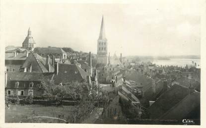 CPSM FRANCE 58 "La Charité sur Loire, L'église et les vieux toits"