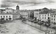 63 Puy De DÔme CPSM FRANCE 63 "St Germain Lembron, Place du Désert"