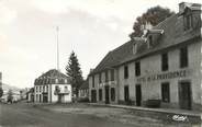 63 Puy De DÔme CPSM FRANCE 63 "St Donat, Un coin de la place et Avenue de Besse"