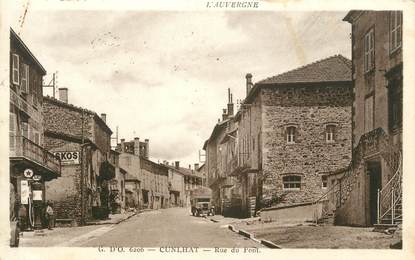 CPA FRANCE 63 " Cunlhat, Rue du Pont"