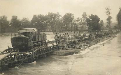 CARTE PHOTO MILITAIRE "Pontonniers"