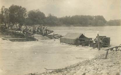 CARTE PHOTO MILITAIRE "Pontonniers"