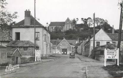 CPSM FRANCE 78 "Rochefort en Yvelines, Carrefour des Routes de St Arnoult et de Dourdan"