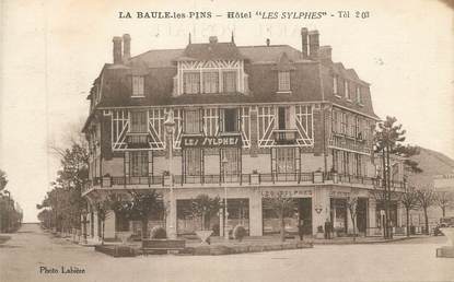 CPA FRANCE 44 "La Baule - Les Pins, Hôtel Les Sylphies"