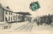 44 Loire Atlantique CPA FRANCE 44 "La Baule, La gare à l'arrivée d'un train"