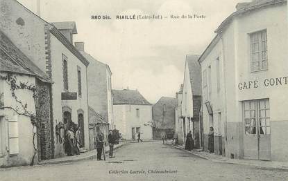 CPA FRANCE 44 " Riaillé, Rue de la Poste"