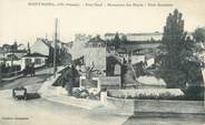 86 Vienne CPA FRANCE 86 " Montmorillon, Pont neuf, Monument aux morts, Petit séminaiire"