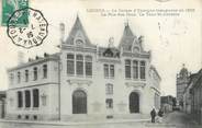 37 Indre Et Loire / CPA FRANCE 37 "Loches, la Caisse d'épargne inaugurée en 1910, la rue des jeux, la tour Saint Antoine"