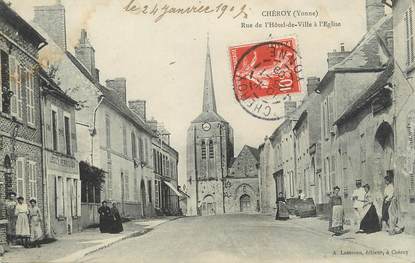 CPA FRANCE 89 " Chéroy, Rue de l'Hôtel de ville à l'église"