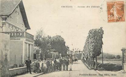 CPA FRANCE 89 " Courlon, Avenue des Tilleuls"