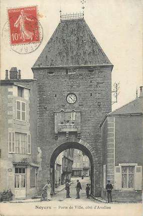 CPA FRANCE 89 " Noyers, Porte de la Ville côté d'Avallon"