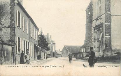 CPA FRANCE 89 " Neuvy Sautour, La Place de l'Eglise"