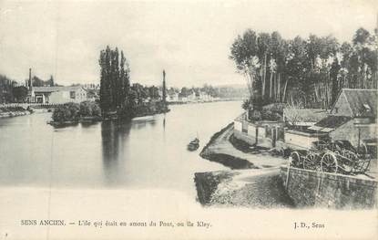 CPA FRANCE 89 " Sens, L'ile Kley en amont du pont"