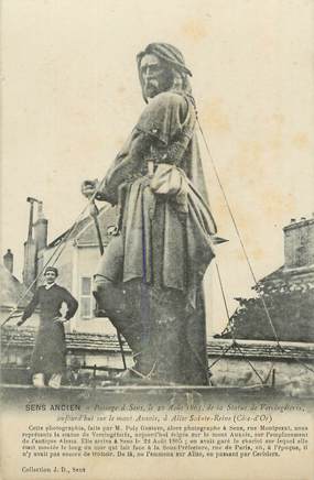 CPA FRANCE 89 " Sens, Passage de la Statue de Vercingétorix le 22 août 1865"