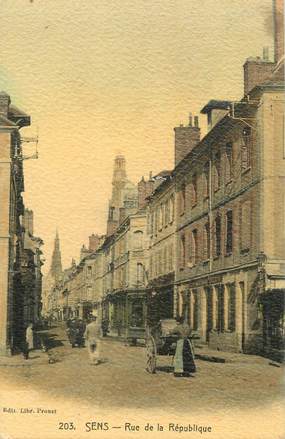 CPA FRANCE 89 " Sens, Rue de la République"