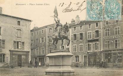 CPA FRANCE 88 " Mirecourt, Place Jeanne d'Arc"