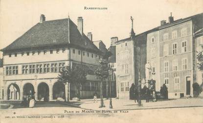 CPA FRANCE 88 " Rambervillers, Place du Marché et Hôtel de Ville"