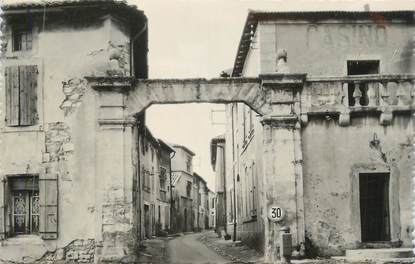 CPSM FRANCE 84 "Lapalud, Porte Général Julien"