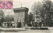 84 Vaucluse CPSM FRANCE 84 "Courthézon, Place et Porte de la Grande Fontaine"