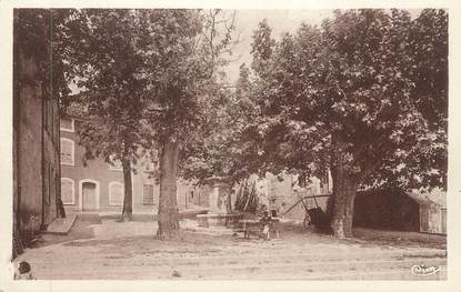 CPA FRANCE 84 " Cadenet, Place Carnot"