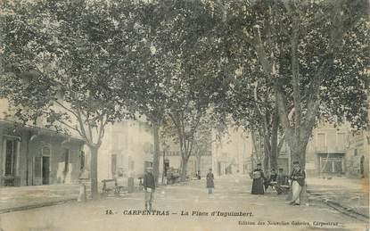 CPA FRANCE 84 " Carpentras, La Place d'Inguimbert"