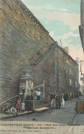 CPA FRANCE 84 " Carpentras, Rue des Lices Monteux"