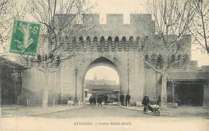 CPA FRANCE 84 " Avignon, Porte St Roch"