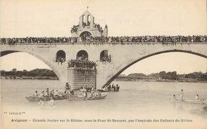 CPA FRANCE 84 " Avignon, Grandes Joutes sur le Rhône sous le Pont Bénezet" / JOUTES