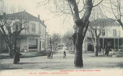 CPA FRANCE 84 " Valréas, Avenue de la Gare"