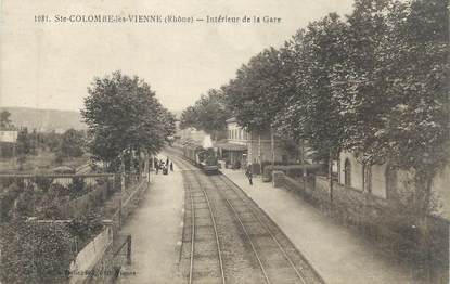 CPA FRANCE 69 " Ste Colombe les Vienne, Intérieur de la gare" / TRAIN