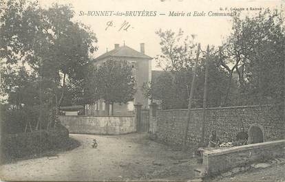 CPA FRANCE 69 " St Bonnet des Bruyères, Mairie et école communale"