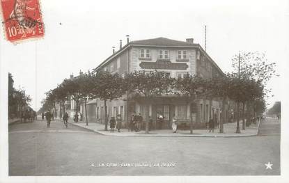 CPA FRANCE 69 " Tassin la Demi Lune, La place"