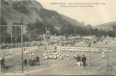 CPA FRANCE 69 " Tarare, Fête de Gymnastique, Champ du concours, les pyramides"