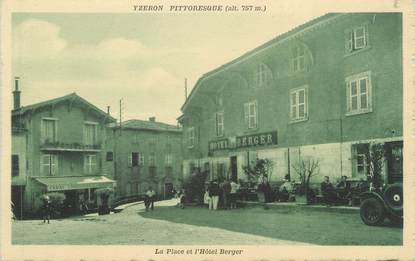 CPA FRANCE 69 " Izeron, La place et l'Hôtel Berger"