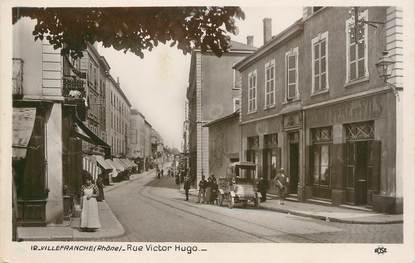 CPA FRANCE 69 " Villefranche sur Saône, Rue Victor Hugo"