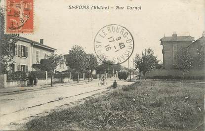 CPA FRANCE 69 " St Fons, Rue Carnot"