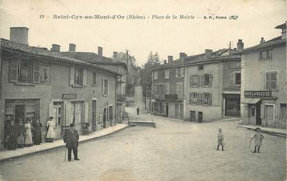 CPA FRANCE 69 " St Cyr au Mont d'Or, Place de la Mairie"