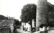 84 Vaucluse CPSM FRANCE 84 " Lagnes, La rue centrale et les remparts"