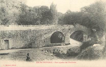 CPA FRANCE 13 " Aix en Provence, Le pont aqueduc des Pinchinats"